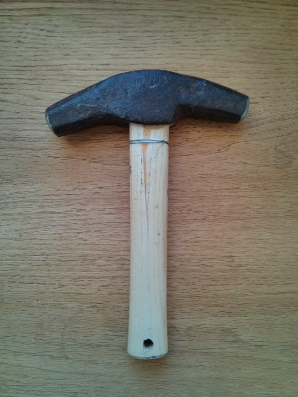 Martillo de cabruñar. peening hammer